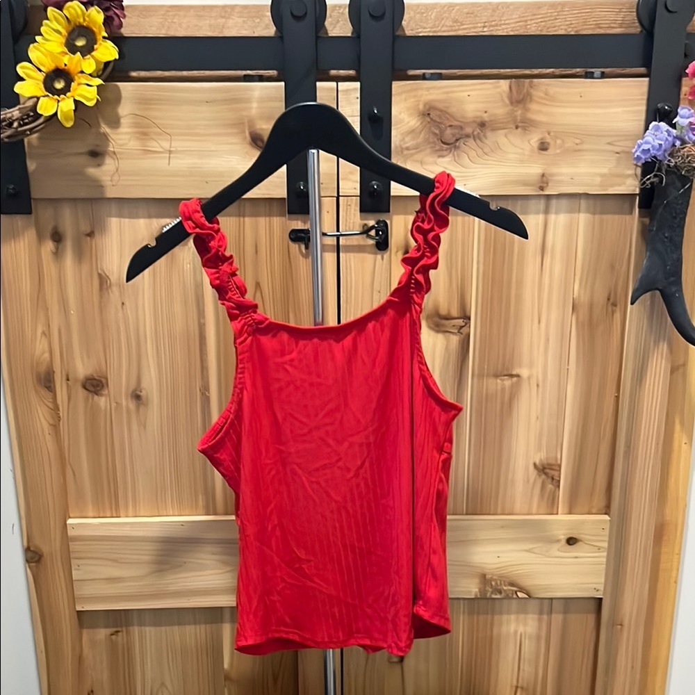 No Boundaries Red Ruffled Button Tank Top - Picture 5 of 7